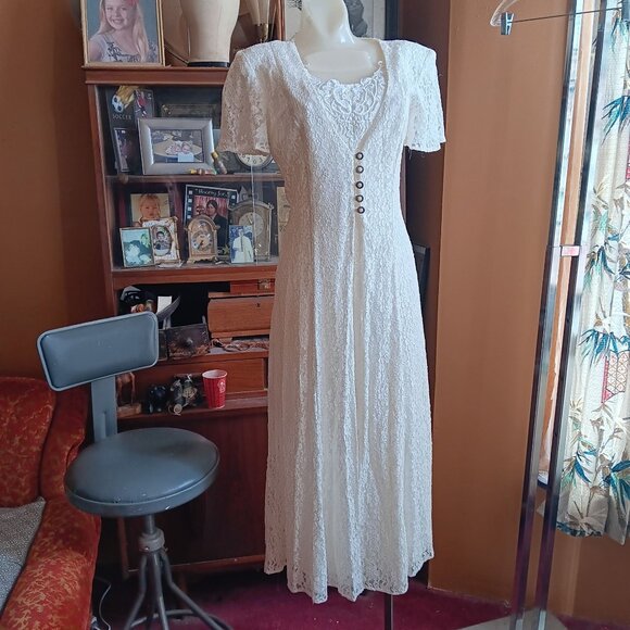 sz 8 Vintage Dawn Joy Ivory Lace Maxi Dress W/ Button Front/Corset Back 2 Piece - Picture 3 of 11